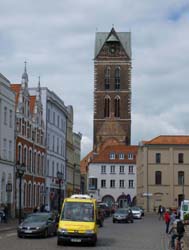 Wismar01_MarktMarienkirche_k