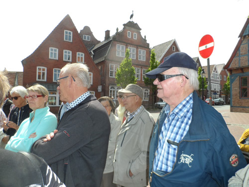 A-2017-otterndorf-vor-rathaus-008h